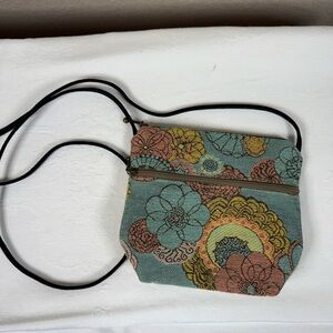 Adorable Maruca Crossbody Bag‎